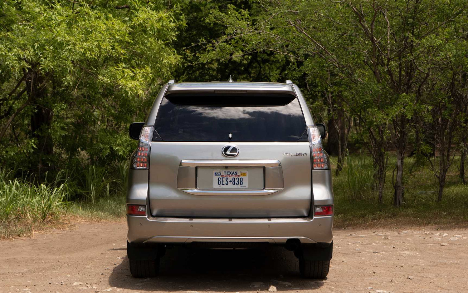 Comparison Lexus GX 460 Luxury 2021 vs Toyota Land Cruiser Prado